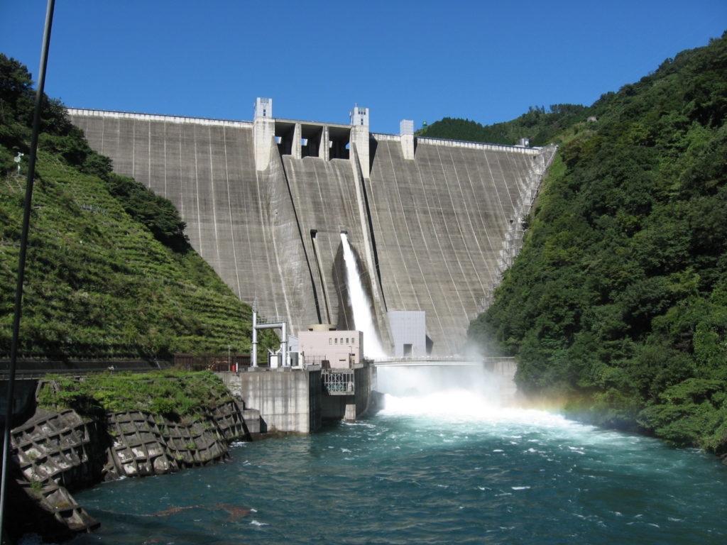 宮ヶ瀬 ダム 沈ん だ 村